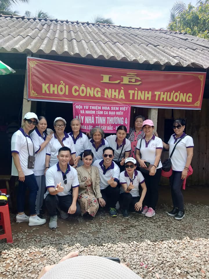 Hoa Sen Việt và nhóm Tâm Ca Đạo Hiếu xây nhà tình thương số 4 ở Bến Tre 13 tháng 10, 2019