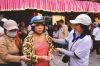 Hoa Sen Việt  tặng quà cho 200 người mù, khiếm thị, khuyết tật tại Huế ngày 2 tháng 12, 2019 - anh 17