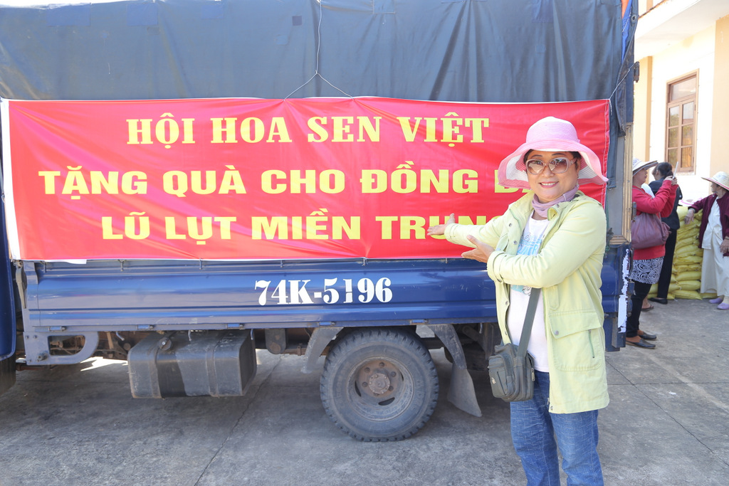 Từ thiện cứu trợ nạn nhân lũ lụt Quảng Bình - Quảng Trị - Đợt I (Ngày 28 tháng 10 năm 2016)