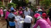 Từ thiện tặng 300 phần quà ở TX Buôn Hồ & Krong Buk, tỉnh Đăk Lăk – 29 Tháng 7, 2017 - anh 3