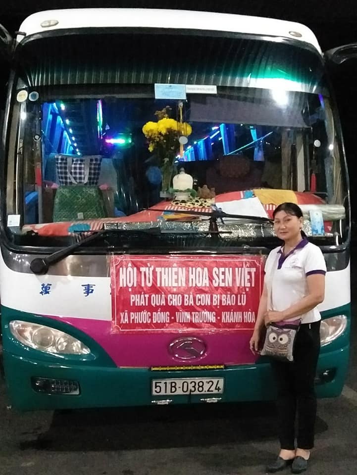 [2018.11.29] PHÁT 500 PHẦN QUÀ CHO BÀ CON BỊ BÃO LỤT TẠI VĨKHÁNH HÒA